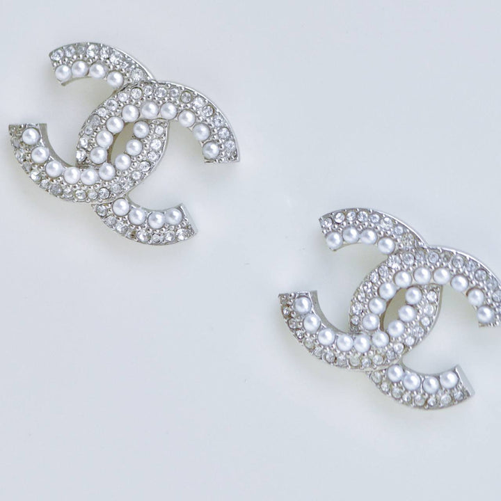 Preowned Chanel CC Faux Pearls Crystal Stud Earrings