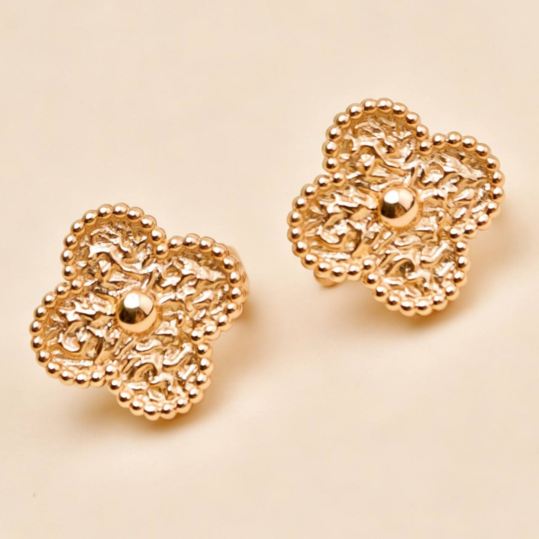 Second Hand Authentic Van Cleef Vintage Alhambra Hammered Earrings