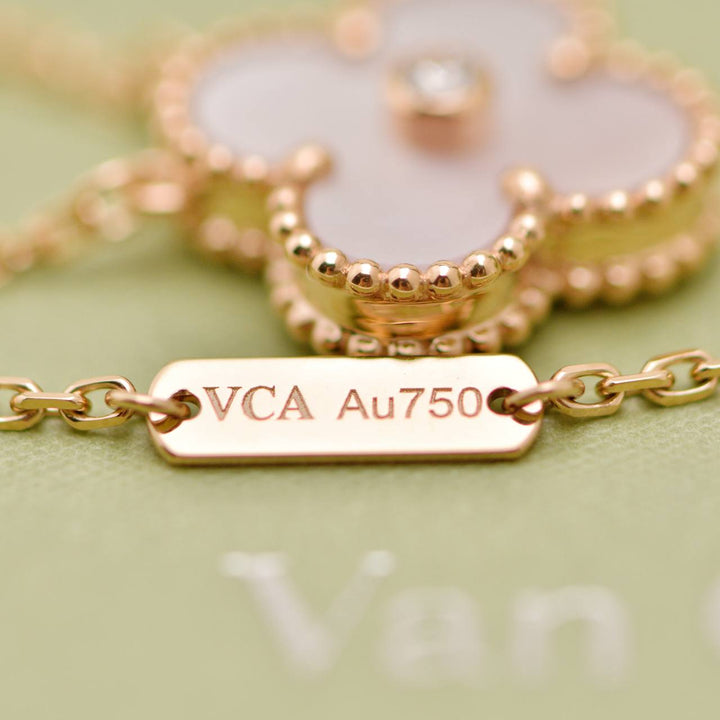 van cleef arpels 2025 holiday pendant