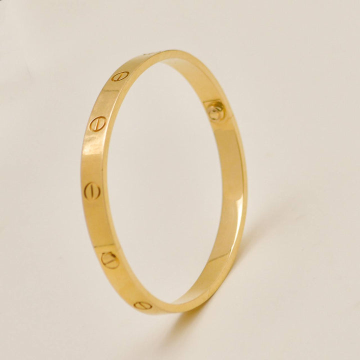 Cartier Love Bracelet Classic Model 18K Yellow Gold Size 19