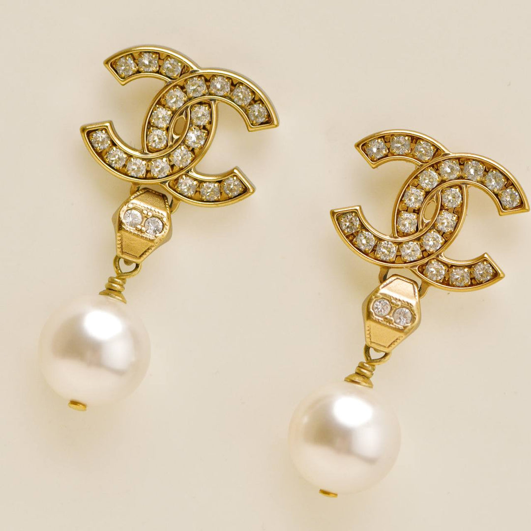 Preowned Chanel CC Faux Pearl Drop Earrings