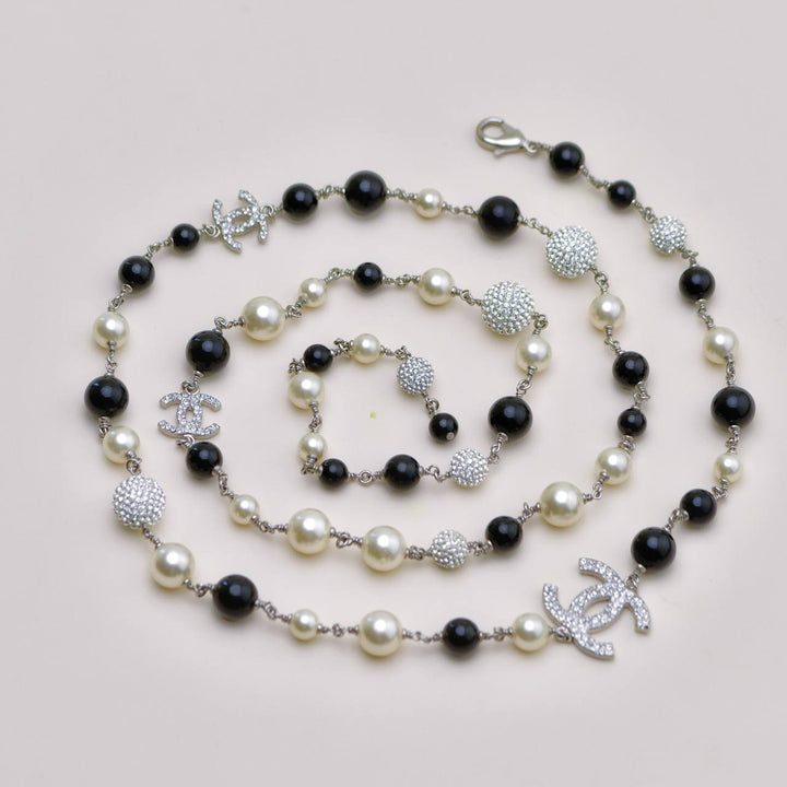 Preowned Chanel CC Faux Pearl and Crystals Sautoir Long Necklace