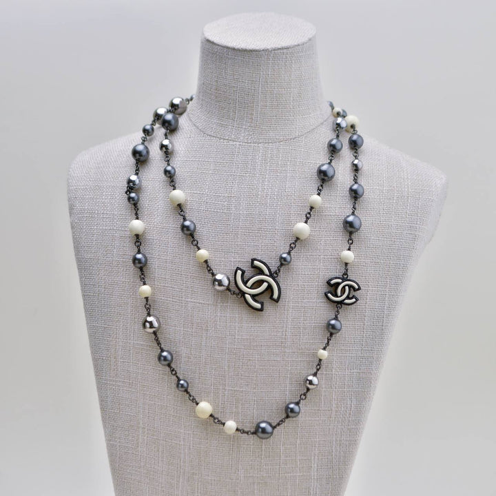 Used Authentic Chanel CC Grey Faux Pearl & Ruthenium-Tone Long Sautoir Necklace