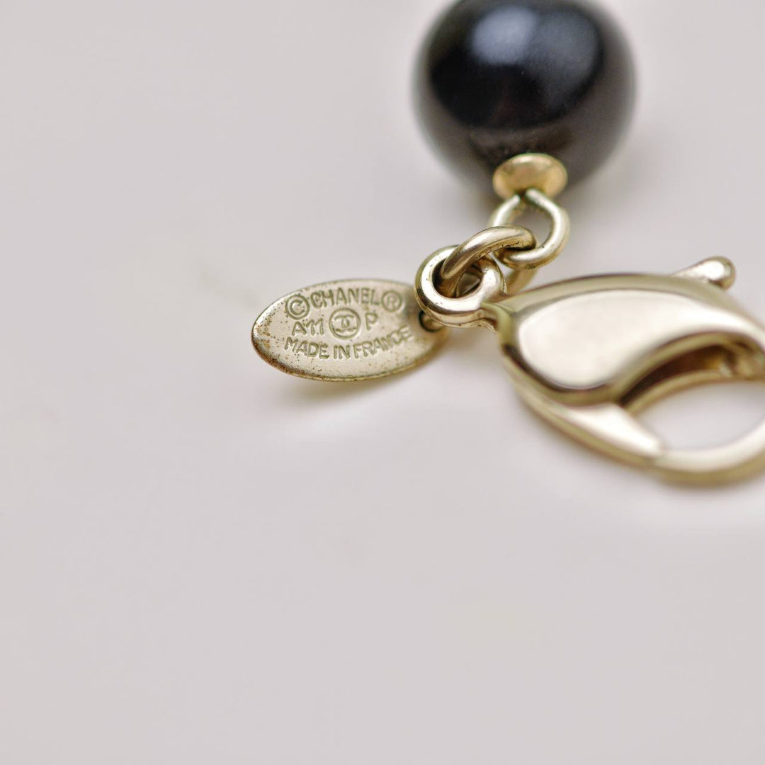 Second Hand Chanel CC Faux Pearl & Black Beads Baroque Sautoir Necklace