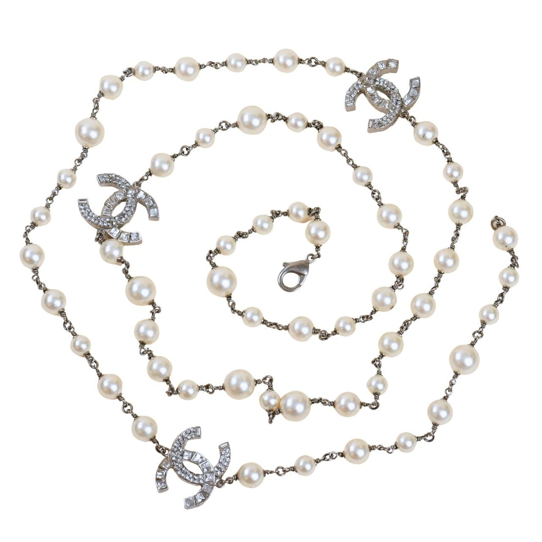 Authentic pre-owned Chanel faux pearl sautoir necklace