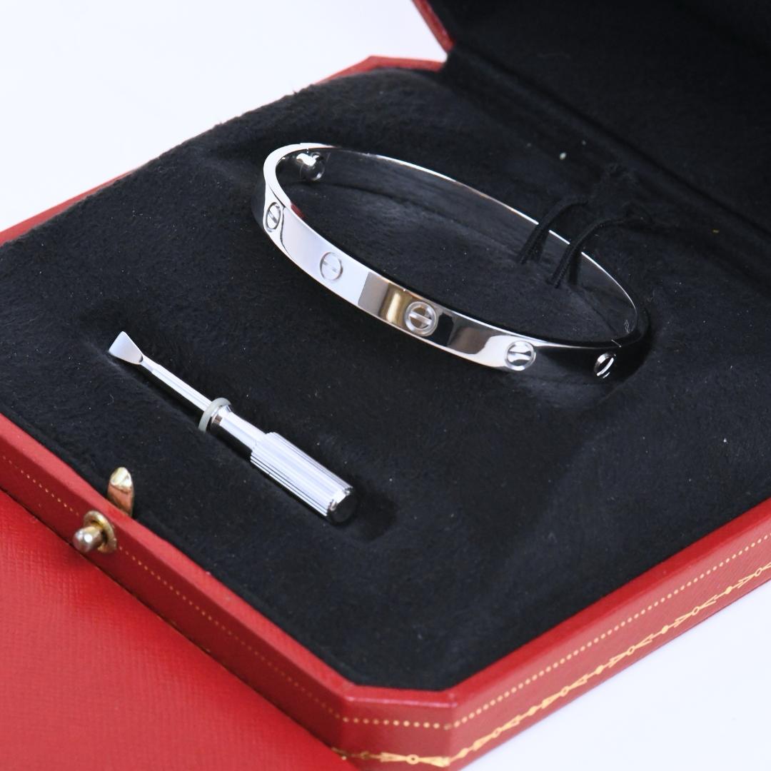 Used Authentic Cartier Love Bracelet Classic Model 18K White Gold Size 18