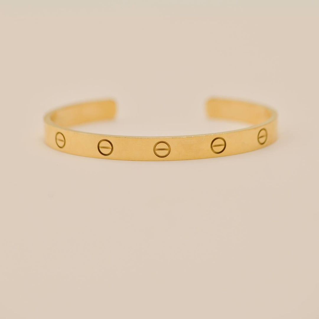 Authentic Used Cartier Love Cuff 18K Yellow Gold Size 18
