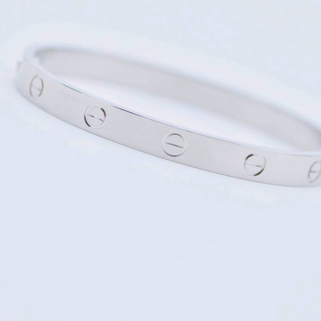 Preowned Full set Authentic Cartier Love Bracelet Classic Model 18K White Gold Size 18