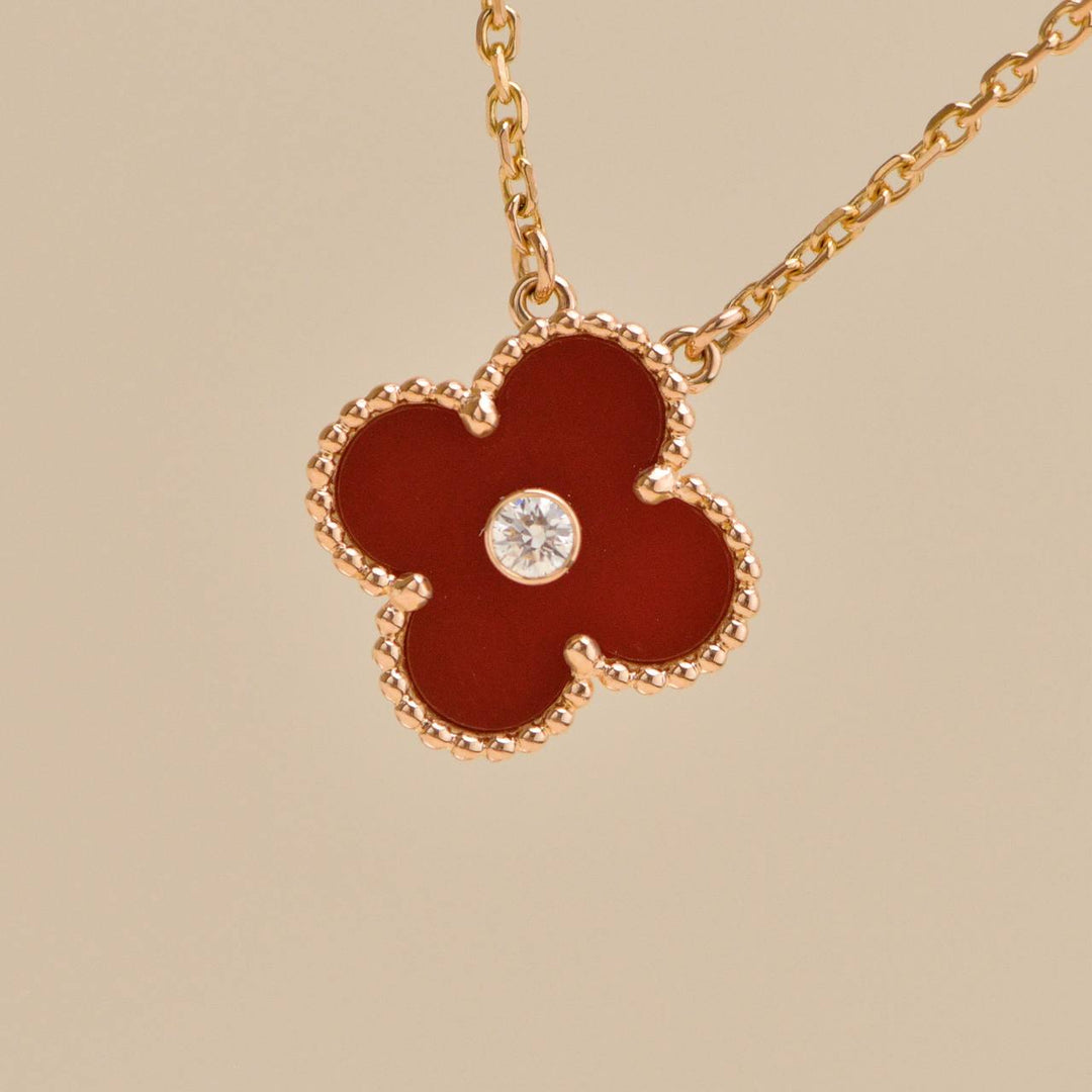 Preloved Authentic VCA 2011 Holiday Pendant Carnelian Diamond 18K Rose Gold
