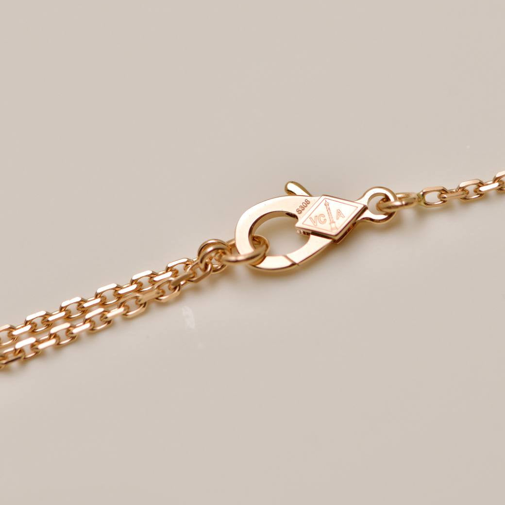 Van Cleef & Arpels 2025 Holiday Pendant Pink Mother of Pearl 18K Rose Gold