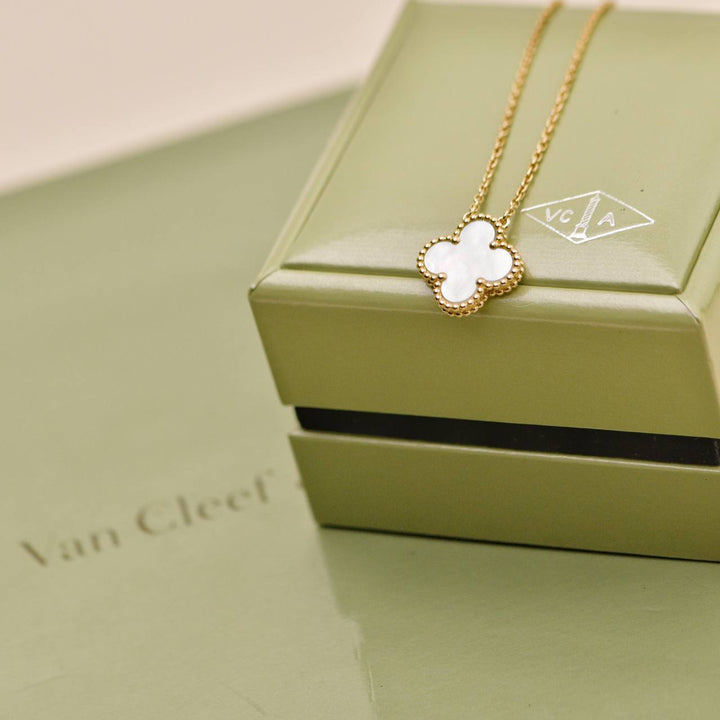 Van Cleef & Arpels Vintage Alhambra Necklace Mother of Pearl 18K Yellow Gold