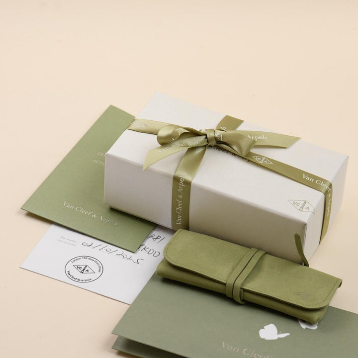 Van Cleef & Arpels Vintage Alhambra Guilloché 5 Motifs Bracelet 18K Yellow Gold