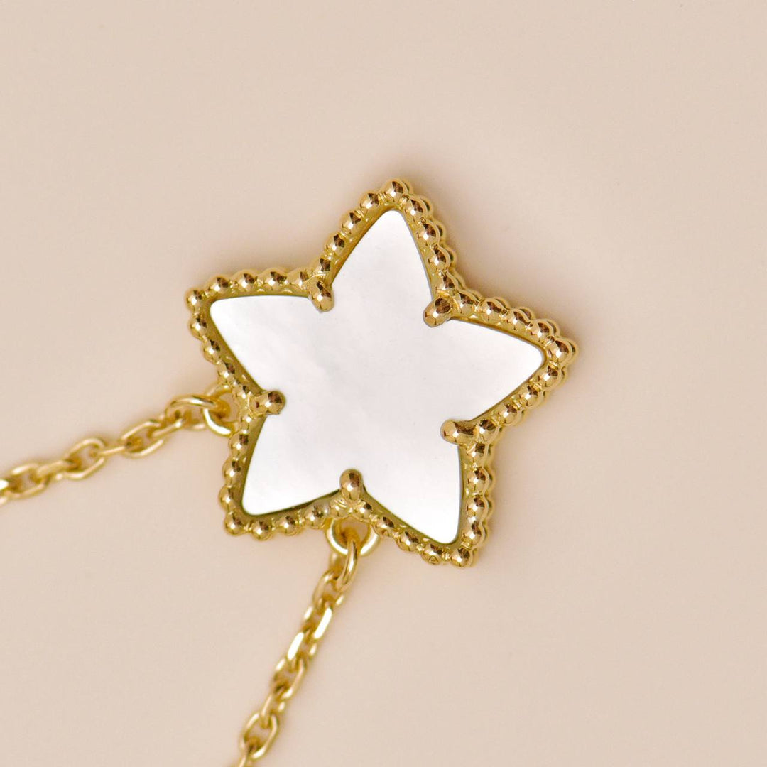 Used Van Cleef & Arpels Alhambra 2008 Holiday Necklace Mother of Pearl 18K Yellow Gold