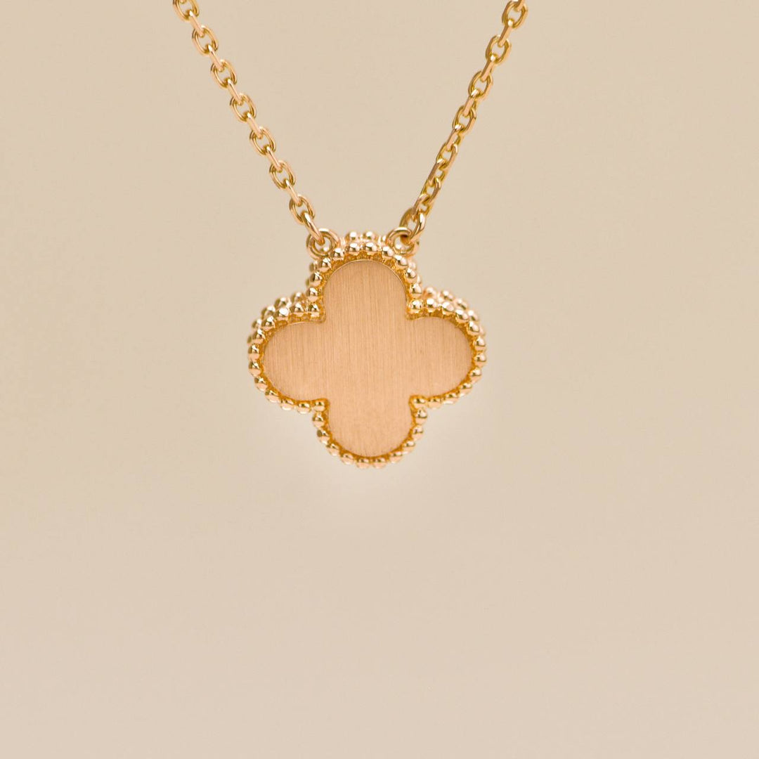 Used Authentic VCA 2011 Holiday Pendant Carnelian Diamond 18K Rose Gold