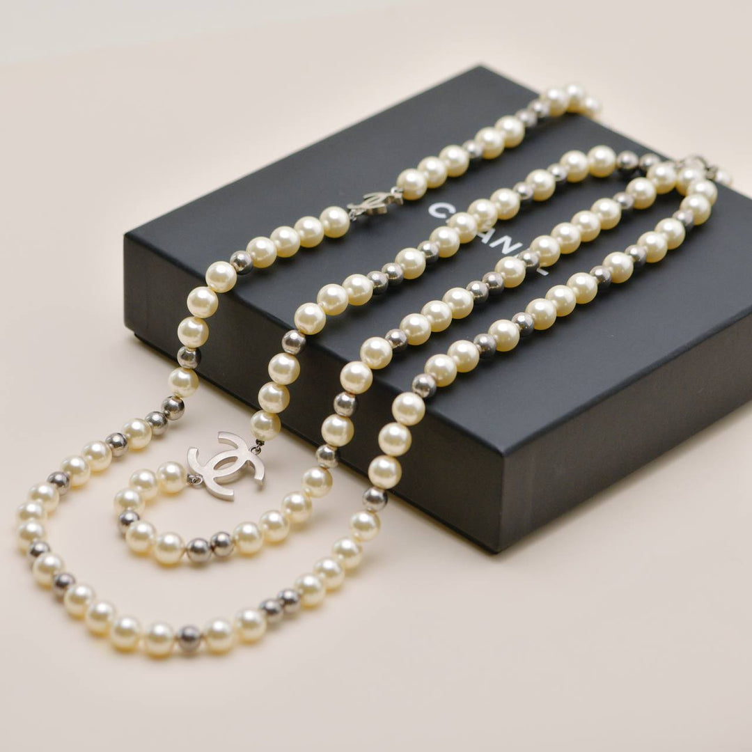 Preowned Authentic Chanel CC Sautoir Faux Pearl Long Chain Necklace