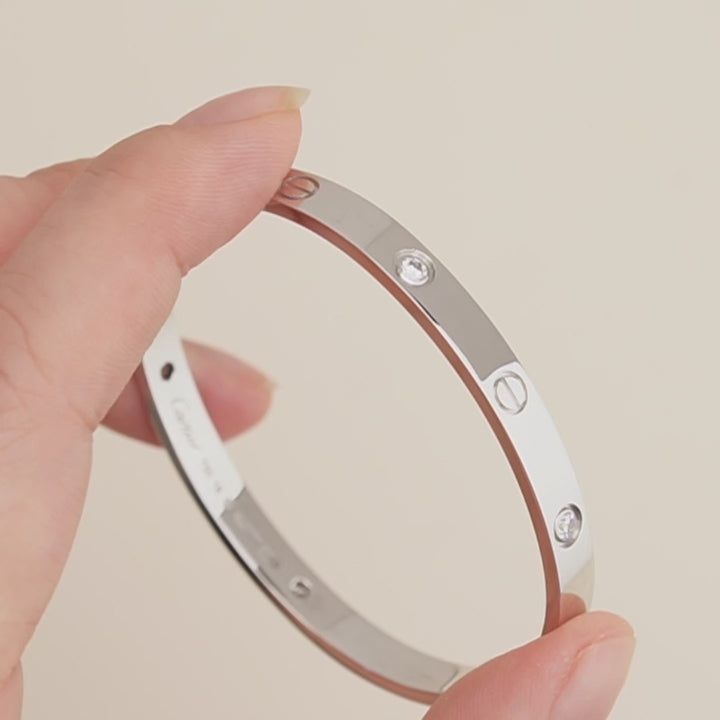 Preloved Authentic Full set Cartier Love 4 Diamond Bracelet 18K White Gold