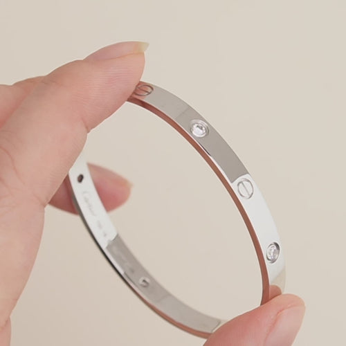 Preloved Authentic Full set Cartier Love 4 Diamond Bracelet 18K White Gold