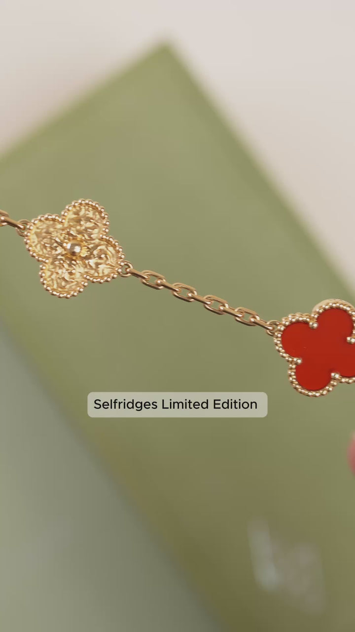 Preloved Van Cleef & Arpels Selfridges Limited Edition Alhambra Carnelian Hammered Bracelet