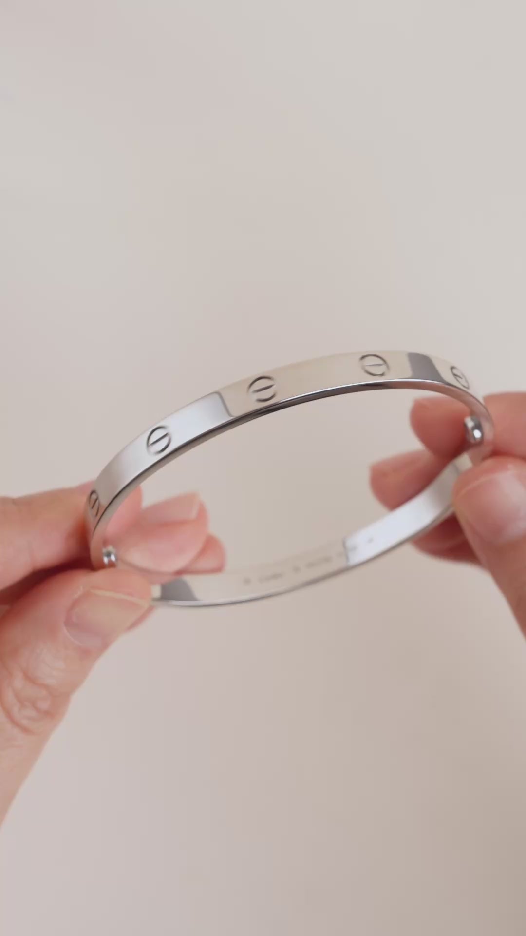 Cartier love bracelet in white gold