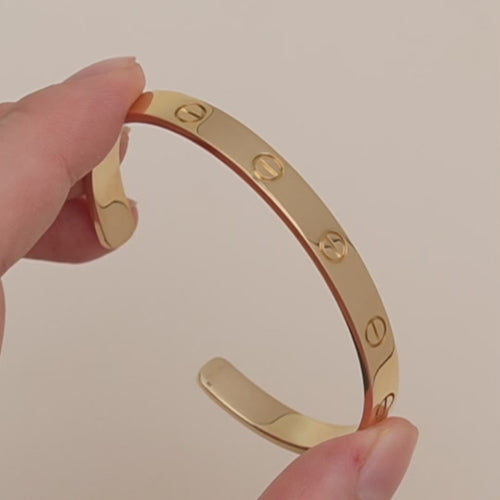 Preloved Authentic Full set Cartier Love Cuff 18K Yellow Gold Size 18