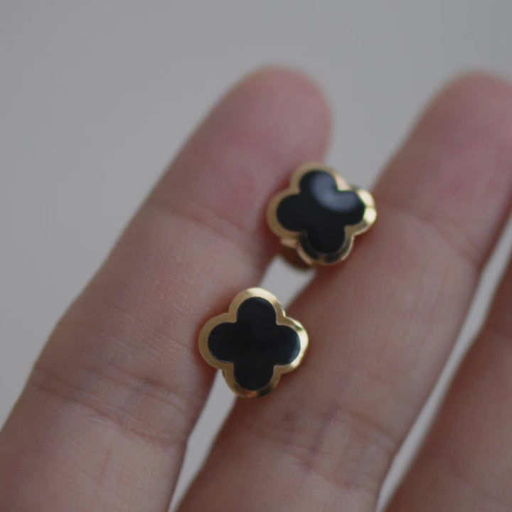 Van Cleef & Arpels Pure Alhambra Onyx Yellow Gold Stud Earrings