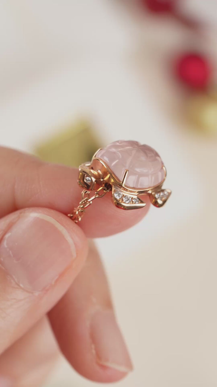 Boucheron Turtle pendant