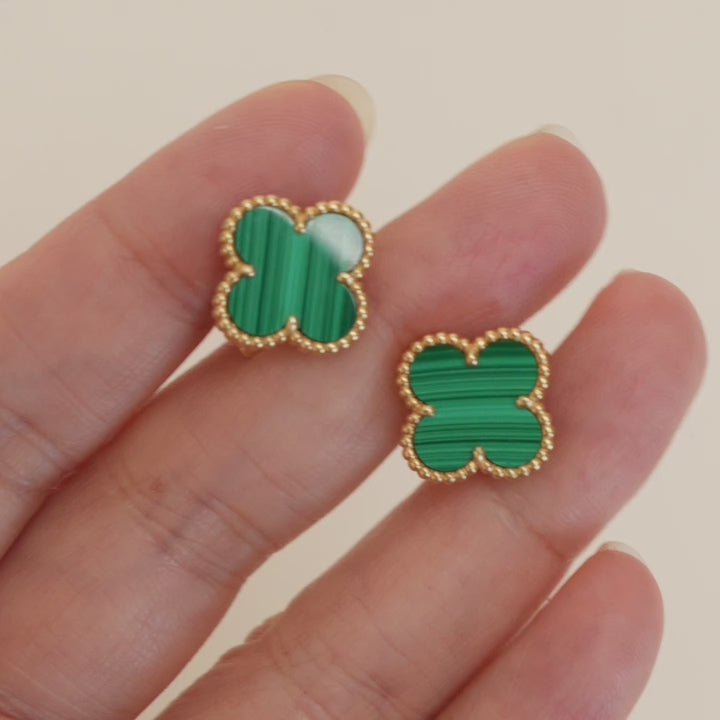 Second Hand Van Cleef & Arpels Vintage Alhambra  Malachite 18K Yellow Gold Earrings