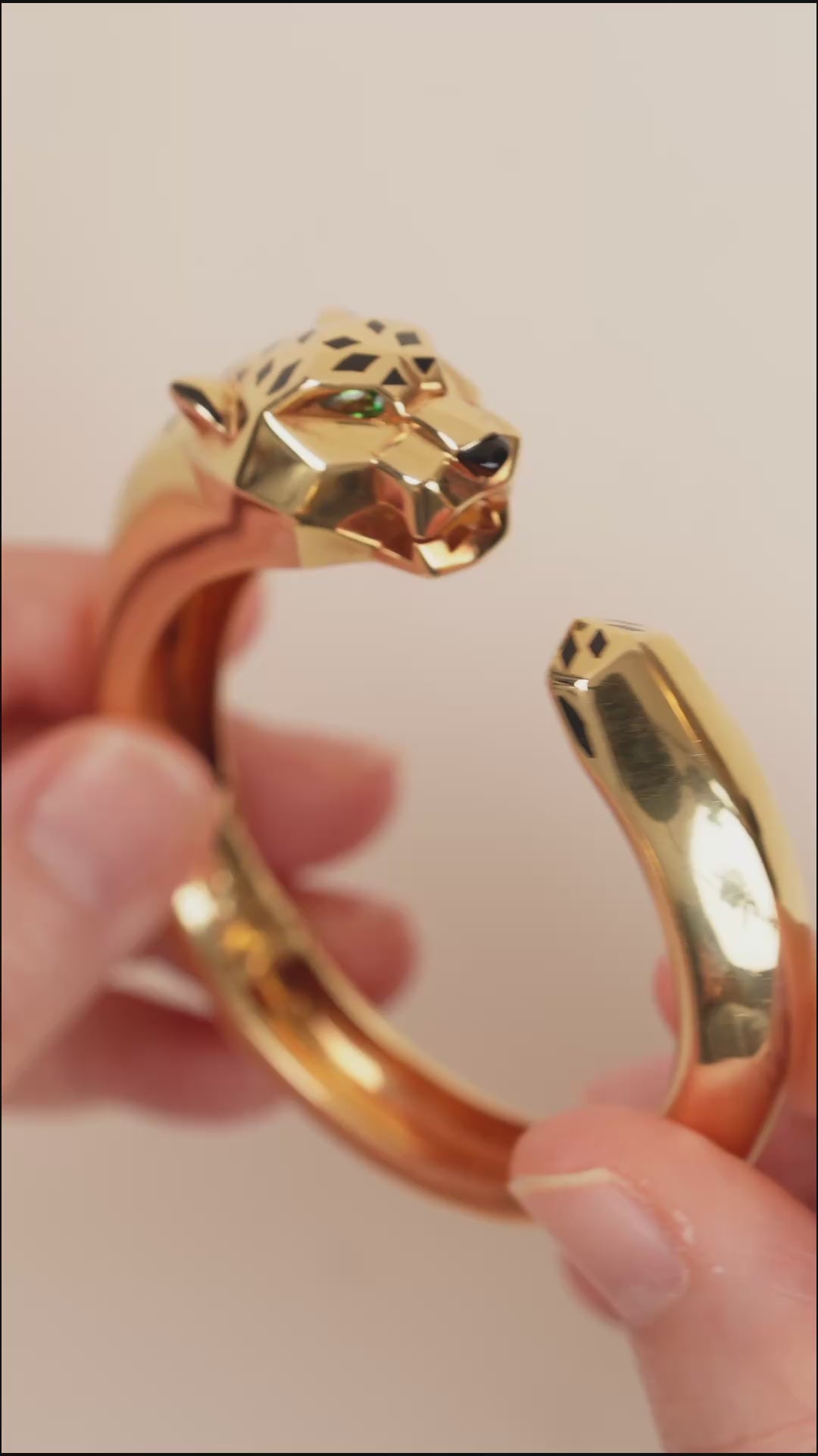 preowned Cartier Panthère Bracelet 