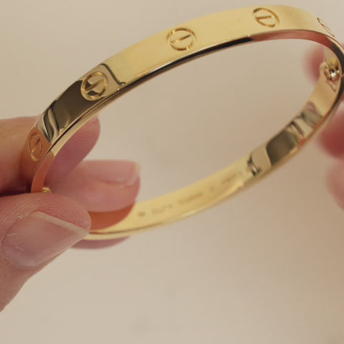 Second Hand Cartier Love 18K Yellow Gold Size 17 Bracelet