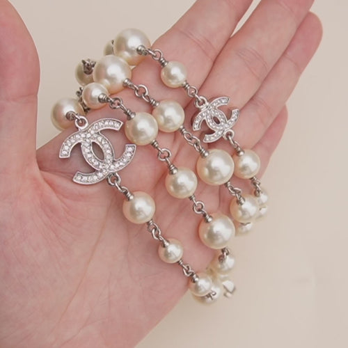 Used Chanel CC Five Logo Faux Pearl Crystal Gilt Necklace
