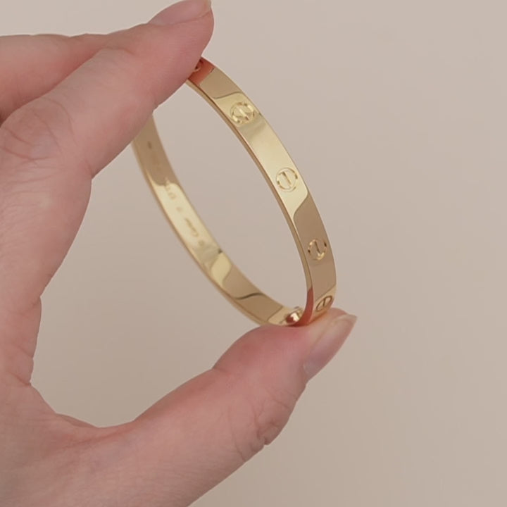 Cartier Love Bracelet Classic Model 18K Yellow Gold Size 17