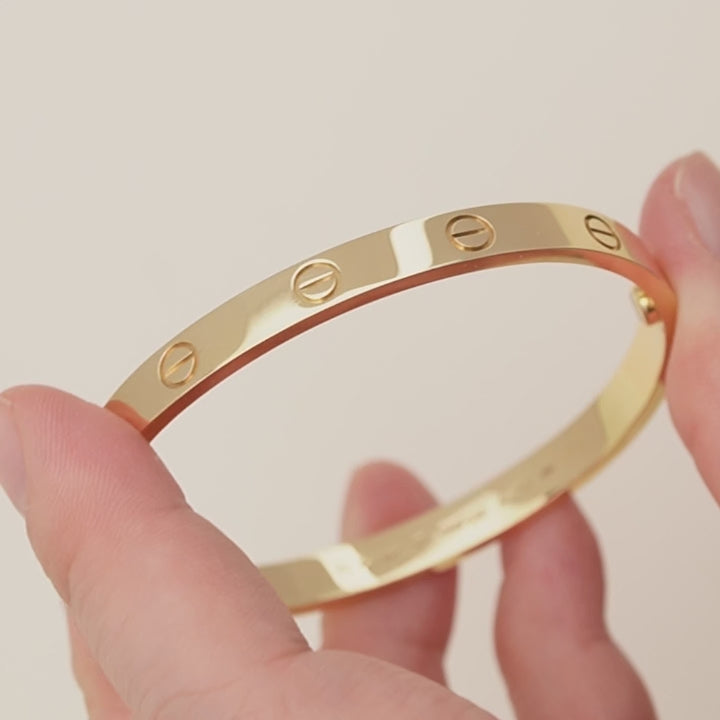 Cartier Love Bracelet Classic Model 18K Yellow Gold Size 18