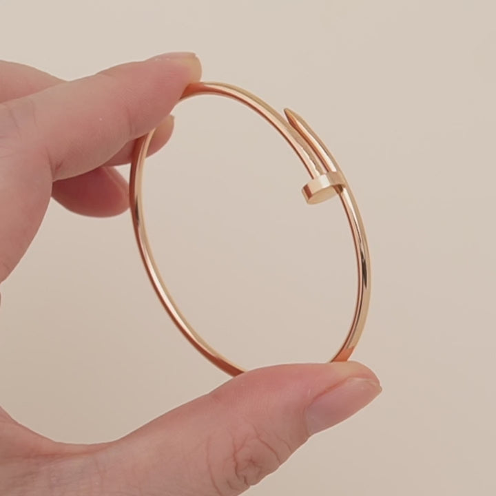 Full Set Authentic Preowned Cartier JUC small model bracelet 18K yellow gold size 16