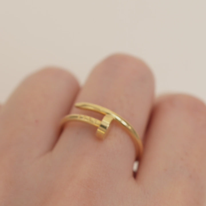 Second Hand Cartier Juste Un Clou Small Model 18k Yellow Gold Ring