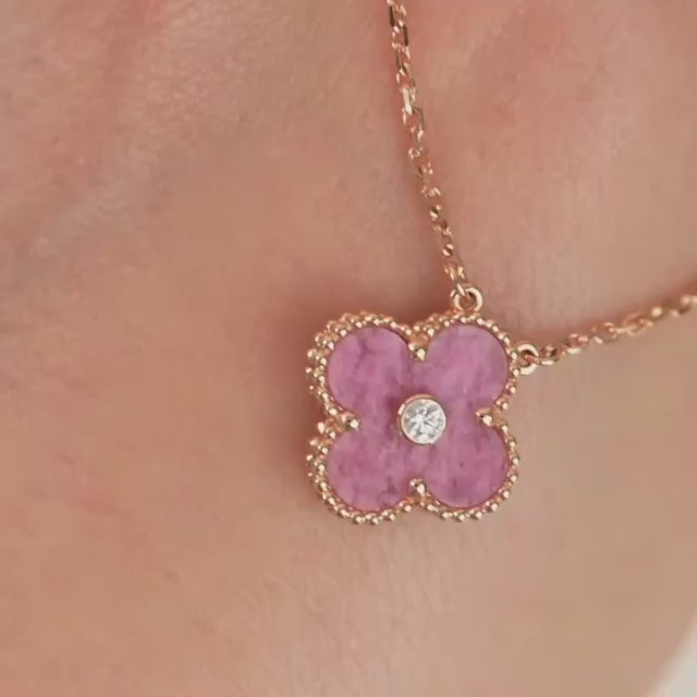 Second Hand Authentic Van Cleef & Arpels Alhambra 2021 Holiday Pendant Rhodonite Diamond