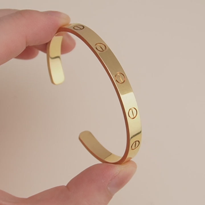 Cartier Love 18K Yellow Gold Cuff Size 17