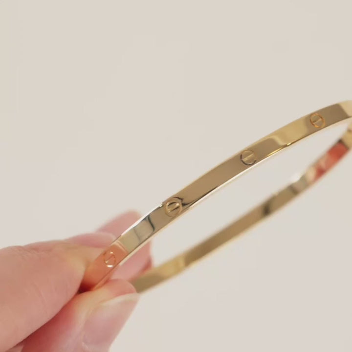 Cartier Love Bracelet Small Model 18K Yellow Gold Size 18