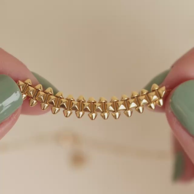 Second Hand Cartier Clash Necklace Small Model 18K Rose Gold