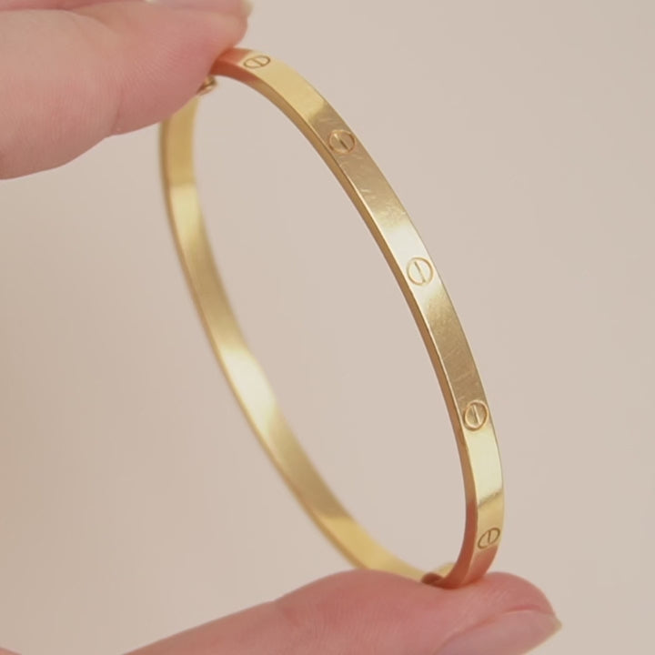 Preowned Cartier Love 18K Yellow Gold Bracelet Small Model Size 18