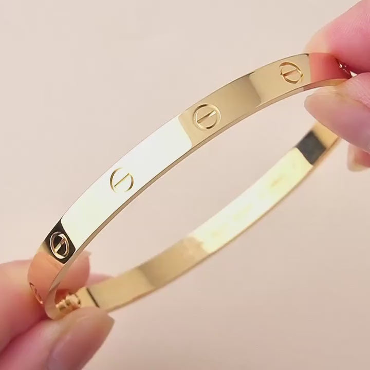 Cartier Love 18K Yellow Gold Bracelet Size 20