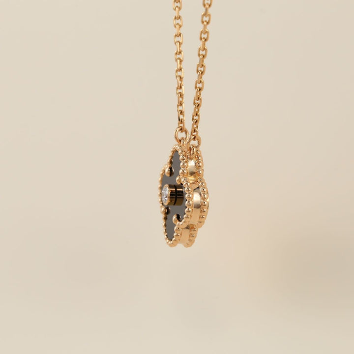 Pre-owned VCA Diamond Pendant