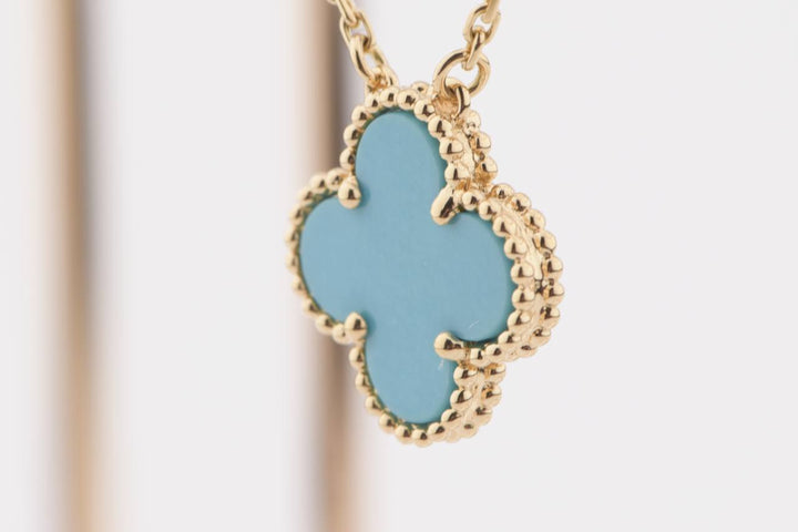 Pre-owned VCA Turquoise Necklace