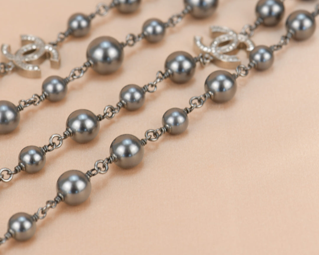 Chanel CC Pearl Crystal Silver Grey Long Necklace – Dandelion Antiques