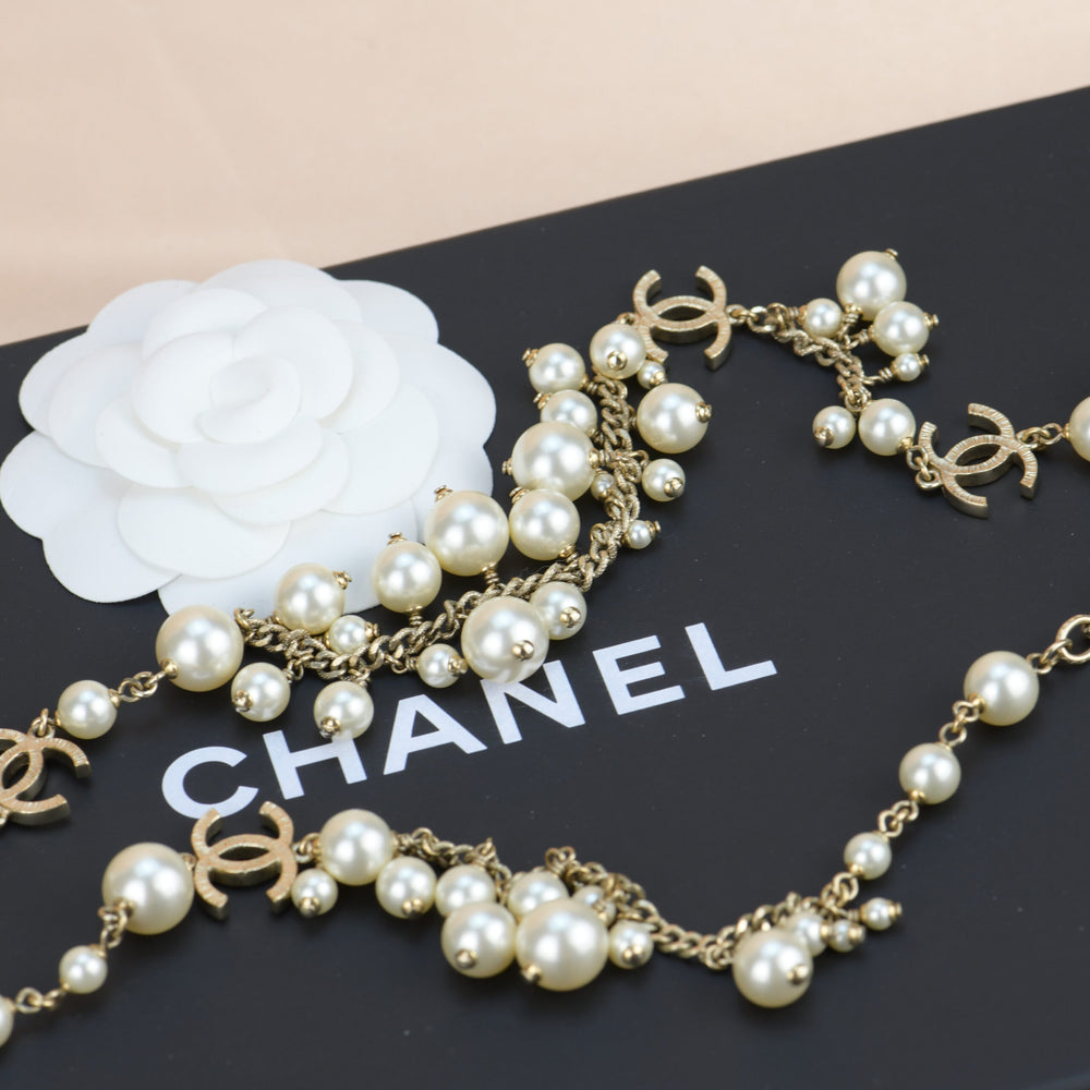 Chanel CC Pearl Sautoir Chain Necklace