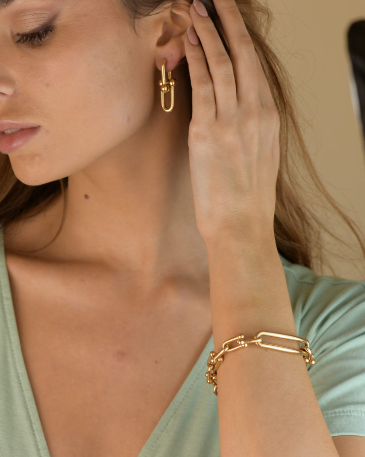 Tiffany City HardWear Yellow Gold Link Earrings set modelling photo