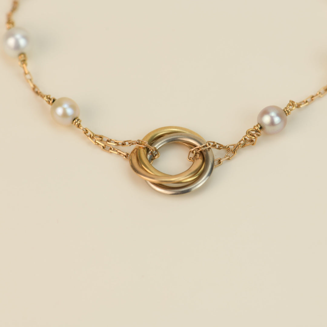 Cartier Trinity 18K Golds Pearl Bracelet front photo