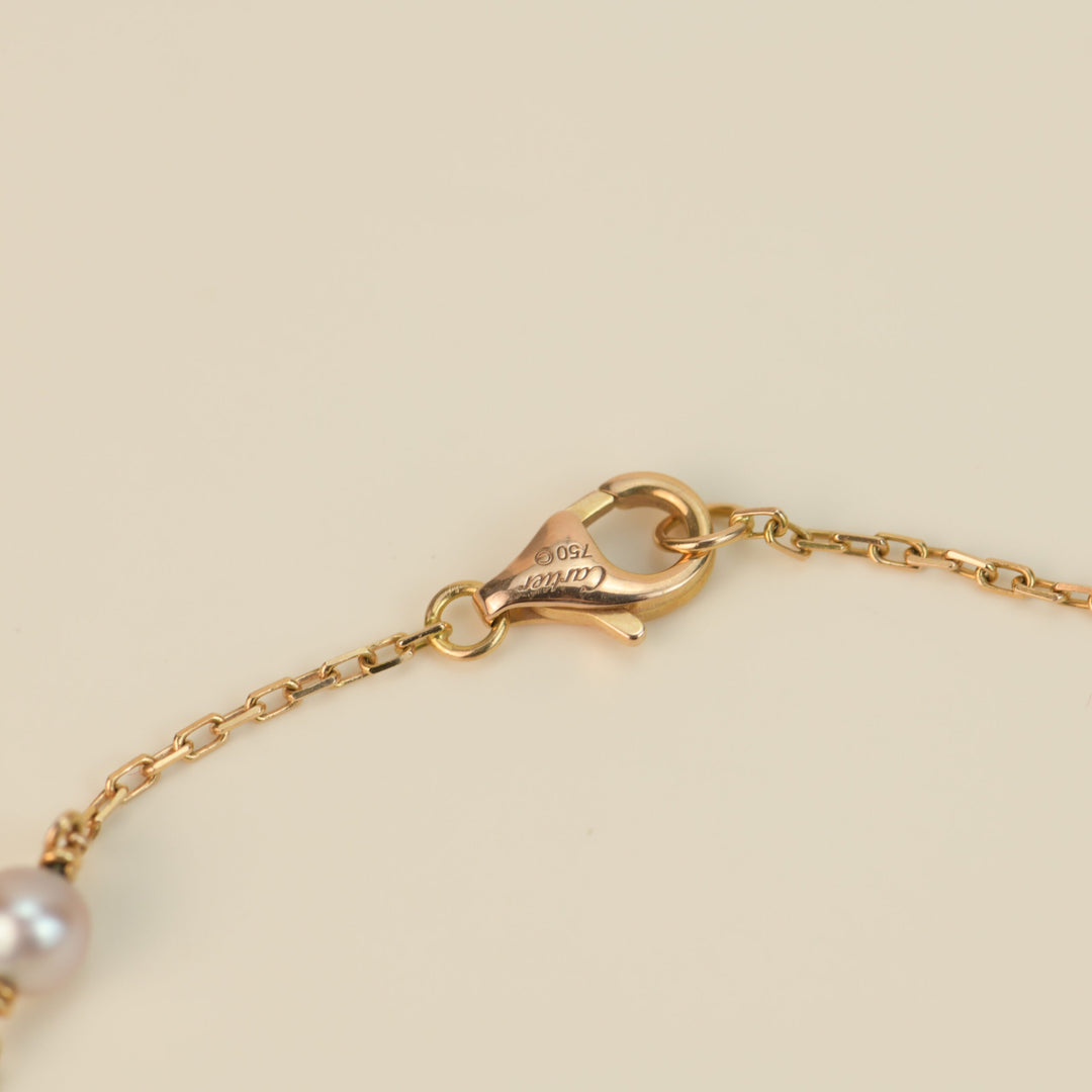 Cartier Trinity 18K Golds Pearl Bracelet clasp photo