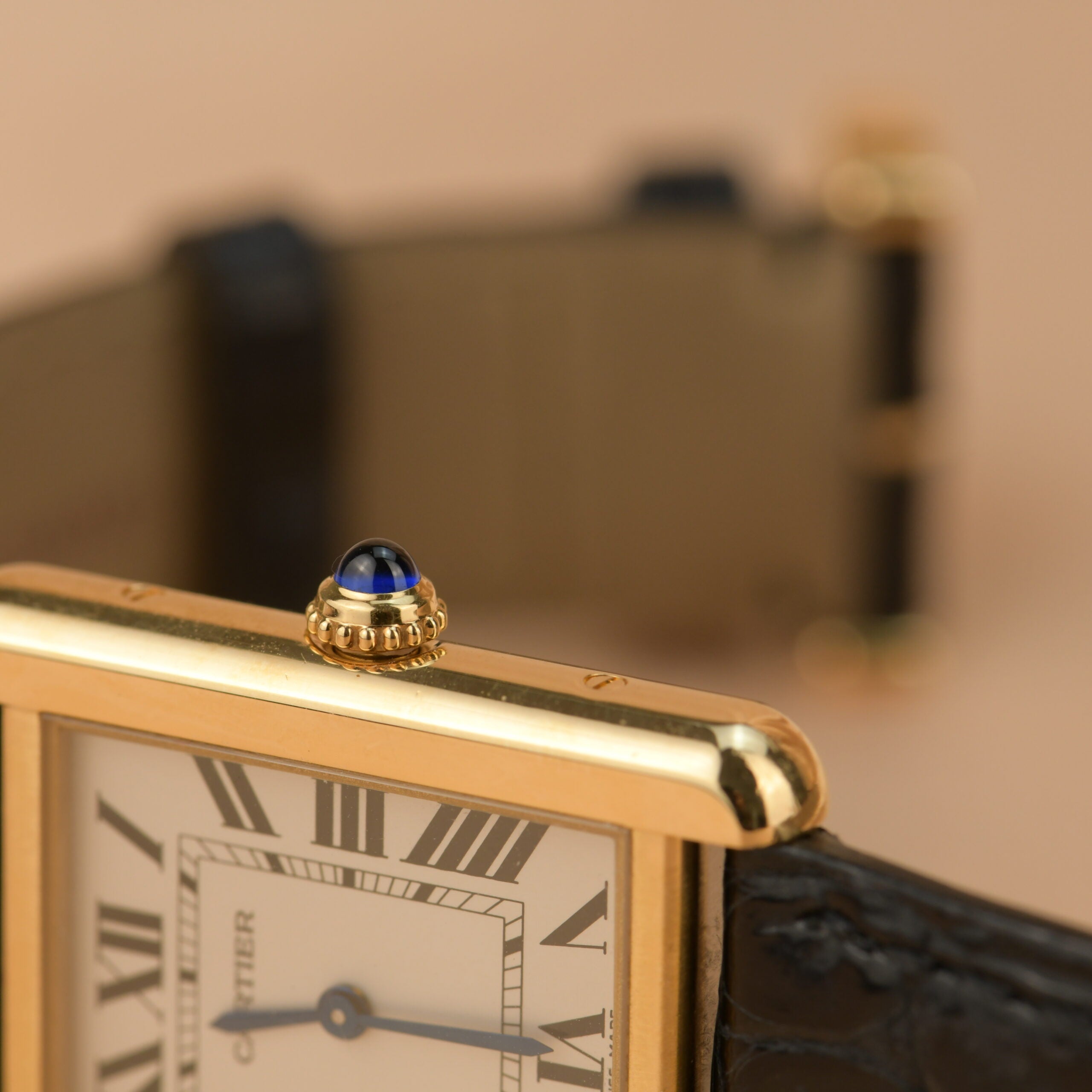 Gold cartier tank outlet solo