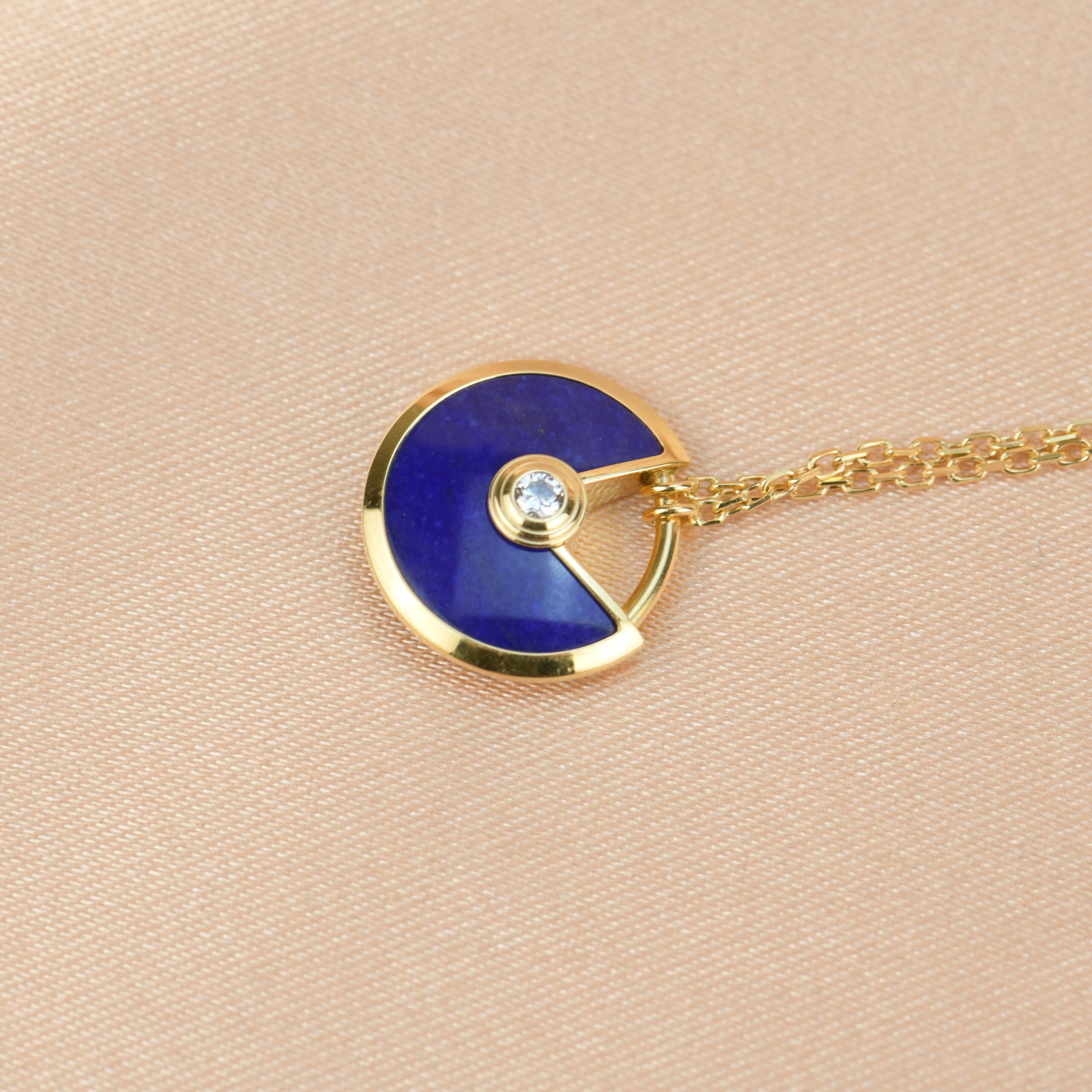 Amulette de Cartier necklace, small model