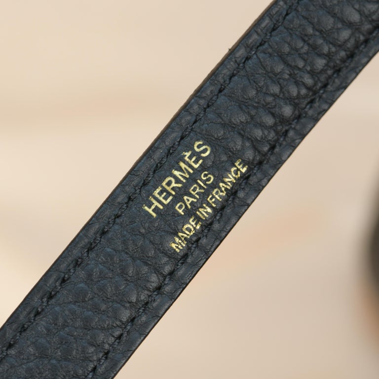 Hermes Black Togo Leather Gold Hardware Kelly Retourne 25 Bag